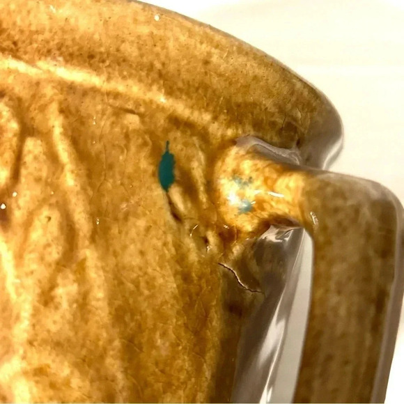 Vintage Leaf Pattern Brown Stoneware Drip Pottery Pitcher Small USA Made FLAW - Picture 8 of 10